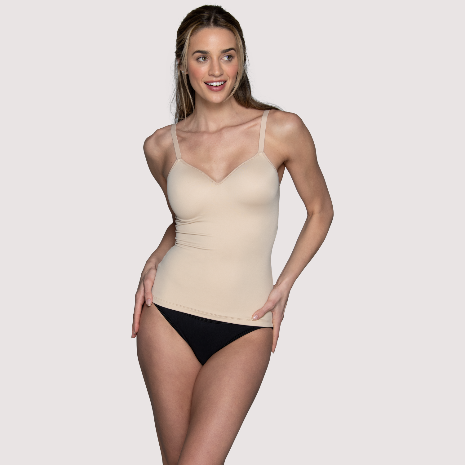 AIRism Bra Camisole made seamless for smooth comfort and a v-neck